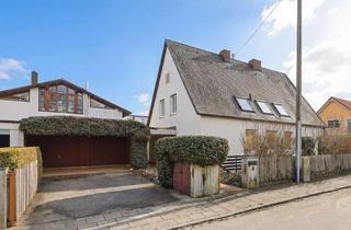 Haus kaufen in 85737 Ismaning, Gepflegtes Zweifamilienhaus mit zwei abgeschlossenen Wohneinheiten in Ismaning