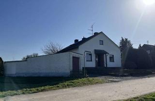 Einfamilienhaus kaufen in Kreuzweingartener Weg, 53902 Bad Münstereifel, Einfamilienhaus auf großem Grundstück mit Ausbaupotential