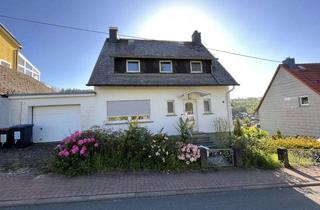 Haus mieten in Zum Johannisstein 10, 61389 Schmitten, Preiswertes Einfamilienhaus mit riesiger Dachterrasse, Garten & Einliegerwohnung in Schmitten