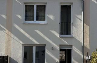 Immobilie mieten in Götelstraße, 13595 Spandau, Möbliertes 5-Zi-Reihenhaus direkt an der Havel, Berlin Wilhelmstadt mit Garten & Balkon