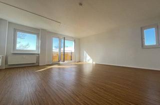 Wohnung mieten in Straße Usti Nad Labem 229, 09119 Chemnitz, Jetzt 1400€ sparen*: Frisch sanierte, familienfreundliche 5-Raum-Wohnung mit zwei Bädern