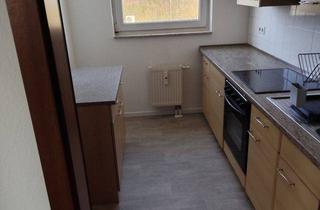 Wohnung mieten in Mittweidaer Str. 56, 09249 Taura, DG =2.OG ! gemütliche 3 Zi.-Whg + EBK inklusive !