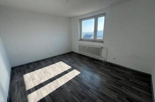 Wohnung mieten in 95632 Wunsiedel, Helle 4-Zimmer-Wohnung mit Balkon in ruhiger Lage von Wunsiedel - 2. OG - ca. 91,45 m²