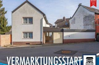 Einfamilienhaus kaufen in 53359 Rheinbach, Charmantes Wohnhaus mit Potenzial in ruhiger Lage von Rheinbach-Wormersdorf