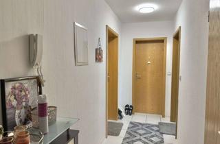 Wohnung kaufen in 34613 Schwalmstadt, Ruhig wohnen, sicher investieren: 4-Zimmer-Dachgeschosswohnung mit Potenzial