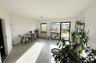 Wohnung kaufen in 66292 Riegelsberg, Schicke 3 ZKB-ETW mit Balkon & Aufzug in Riegelsberg!