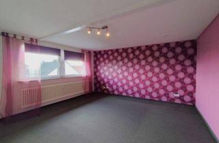 Wohnung kaufen in 95326 Kulmbach, Gemütliches Wohnen mit Wohlfühlfaktor: Helle 3-Zimmer-DG-Wohnung mit Garage in Melkendorf!