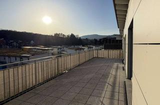 Penthouse mieten in Hohemarkstraße 152, 61440 Oberursel, Mehr als ein Zuhause im Grünen: exklusives 3 Zimmer Penthouse mit großer Terrasse in Oberursel