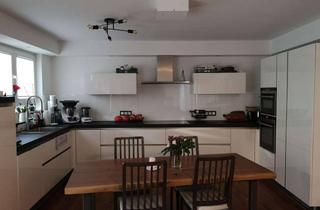 Wohnung mieten in Zwingerstrasse 17c, 63477 Maintal, Exklusive, neuwertige 4-Zimmer-EG-Wohnung mit Einbauküche in Maintal von Privat