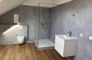 Wohnung mieten in Bahnhofstr 21, 47829 Uerdingen, Geräumige 3-Zimmerwohnung mit Dachterrasse & EBK in zentraler Lage von Uerdingen