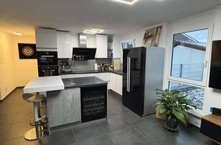 Wohnung mieten in 71065 Sindelfingen, Modern wohnen mit eigenem Garten - großzügige 3-Zimmer-Wohnung mit Terrasse