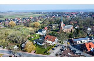 Gewerbeimmobilie kaufen in 26969 Butjadingen, Traditionsrestaurant mit Ferienhaus im Nordseebad Burhave – Toplage am Kirchplatz!