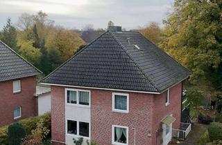 Einfamilienhaus kaufen in 24534 Innenstadt, Großzügiges Einfamilienhaus im klassischen Stil in zentraler Lage