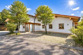 Haus kaufen in 83607 Holzkirchen, Raumwunder mit zusätzlicher Ausbaumöglichkeit! Viel Platz für Familie & Business.