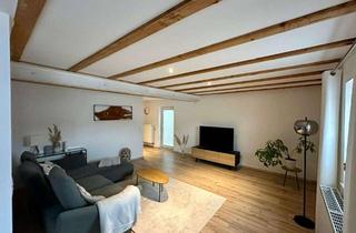 Einfamilienhaus kaufen in 71120 Grafenau, Einfamilienhaus (Doppelhaushälfte) mit zwei Garagen in Grafenau