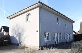 Doppelhaushälfte kaufen in 25337 Kölln-Reisiek, Moderne vermietete Doppelhaushälfte in ruhiger Lage von Kölln-Reisiek auch für Eigennutzer