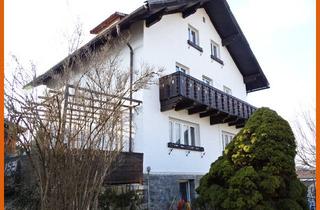 Einfamilienhaus kaufen in 94209 Regen, Zum Glück für Ihre Familie - Tolles Einfamilienhaus mit Garten in schöner Siedlungslage in Regen!