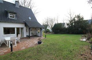 Einfamilienhaus kaufen in 41462 Neuss, Neuss - Familienfreundliches, freistehendes Einfamilienhaus in ruhiger Lage von Neuss-Vogelsang