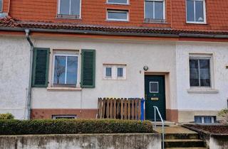 Reihenhaus kaufen in 06237 Leuna, Leuna - Eigenheim mit viel Potential