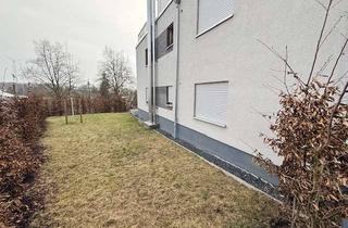 Wohnung mieten in Hanauer Straße 33, 61137 Schöneck, Luxuriöse helle Erdgeschoss-Wohnung mit Balkon und eigenem Garten sowie EBK in Schöneck