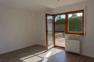 Wohnung mieten in Zweifelsheimer Weg 14, 91448 Emskirchen, 1-Zimmer Wohnung mit Stellplatz und Terrasse in Pirkach (EG)