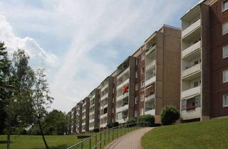 Wohnung mieten in Jenaer Straße 16, 07549 Lusan, Platz für die ganze Familie - 4-Raum-Wohnung mit Badewanne und Balkon