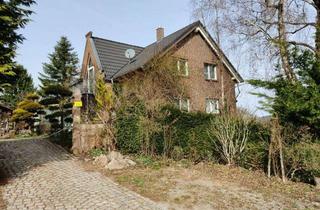 Villa kaufen in 72178 Waldachtal, Villa mit 255qm und ELW mit 3966qm Garten in Ortsrandlage