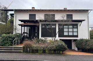 Einfamilienhaus kaufen in 76437 Rastatt, Einfamilienhaus mit Garage in Rastatt, 7 Zimmer, 290m² Wfl.