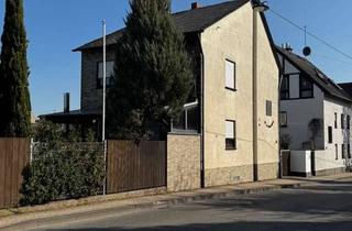 Einfamilienhaus kaufen in 56626 Andernach, Einfamilienhaus mit kleinem Garten, Carport, Keller und Kamin in Miesenheim