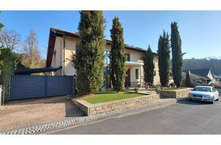 Villa kaufen in 40627 Unterbach, Bestlage von Unterbach: Einzigartige Villa