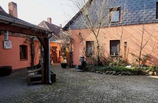 Einfamilienhaus kaufen in 38471 Rühen, Außergewöhnliches Einfamilienhaus mit Werkstatt, Scheune und Einliegerwohnung
