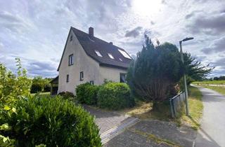 Einfamilienhaus kaufen in 33415 Verl, Renovierungsbedürftiges Einfamilienhaus in Alleinlage in Verl zu sofort