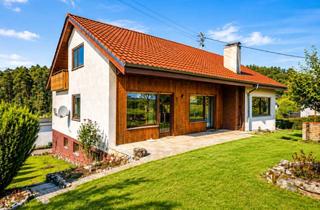 Einfamilienhaus kaufen in 72636 Frickenhausen, Ruhe, Natur und viel Platz – Familienhaus mit Traumgarten in begehrter Sackgassenlage