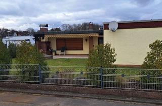 Haus mieten in Bremer Straße 13, 63801 Kleinostheim, Geräumiges Einfamilienhaus mit 4,5 Zimmern und Carport in Kleinostheim Waldstadt