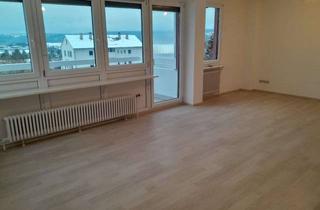 Wohnung mieten in Heinz Schnaufer Str 38, 75365 Calw, Helle 2-Zimmer Wohnung im 3. OG mit Balkon in Calw-Heumaden
