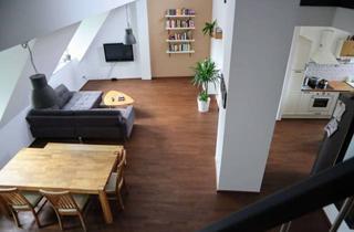 Wohnung mieten in Am Sparrenlech, 86152 Innenstadt, Exklusive 2,5-Zimmer-DG-Wohnung mit Einbauküche nahe Rathausplatz