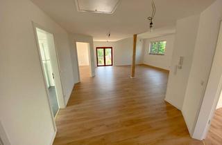 Wohnung mieten in Kirchberg, 35614 Aßlar, Lichtdurchflutete Dachgeschosswohnung in Toplage von Aßlar!