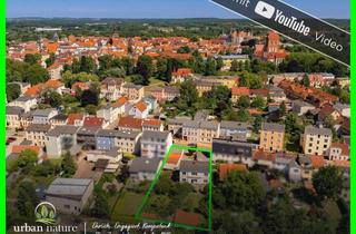 Haus kaufen in 18273 Güstrow, Viel Platz im Haus mit großem Obstgarten, Bungalow und 8 Garagen