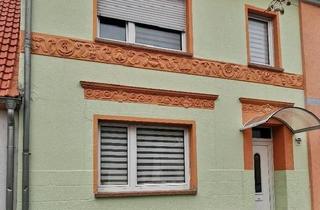 Haus kaufen in 06385 Aken, Aken (Elbe) - Reihenmittelhaus zu verkaufen