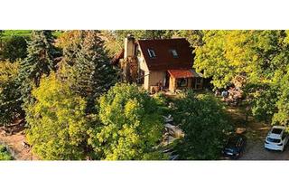 Haus kaufen in 07768 Kahla, Kahla - Gartenhaus am Waldrand in Alleinlage