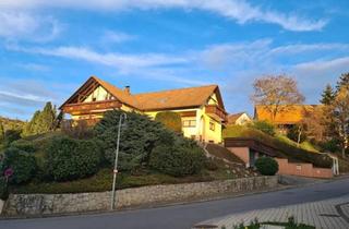 Haus kaufen in 79424 Auggen, Auggen - Freistehendes Zweifamilienhaus mit traumhaften Ausblick in Auggen