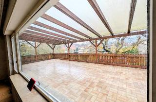 Wohnung kaufen in 63599 Biebergemünd, Biebergemünd - ETW mit großer Terrasse, Garage und Garten