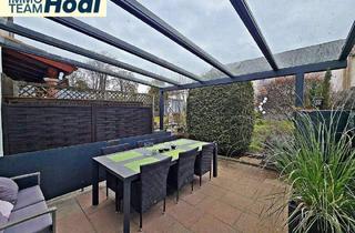 Haus kaufen in 72760 Reutlingen, Reutlingen - Tolles Reihenmittelhaus ohne Garage oder AAP im Freien sucht neuen Eigentümer!!