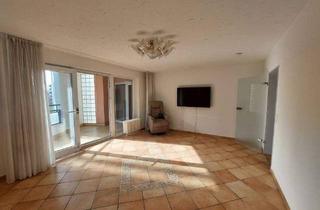 Wohnung kaufen in 79219 Staufen, Staufen im Breisgau - Helle 4-Zimmer-Wohnng in Staufen mit Garage