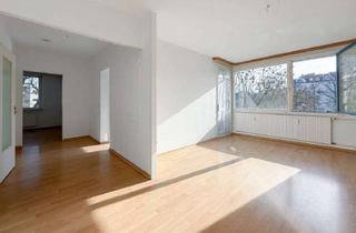 Wohnung kaufen in Fürstenplatz, 14052 Berlin, Helle 2-Zimmer-Wohnung mit Balkon und Blick auf den Fürstenplatz - Westend inkl. TG-Stellplatz