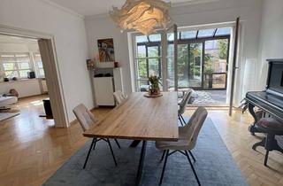 Wohnung mieten in 90491 Nürnberg, Schöne 5-Zimmer-Altbauwohnung mit großem Garten in Nürnberg-Erlenstegen