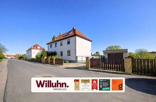 Haus kaufen in 04509 Delitzsch, 1-2-Familienwohnen! Großzügige DHH mit zahlreichen Nebengelassen, Solarthermie und Garagen