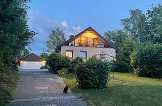 Haus kaufen in Am Wiesacker 20, 34479 Breuna, 2x Fam.Haus m. gr. Grundstück u.Erdwärme