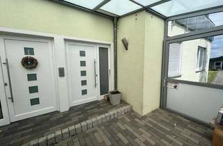 Haus kaufen in 32791 Lage, Zweifamilienhaus mit großem Potential - ideal für Eigennutzer & Kapitalanleger - Selbstversorger -