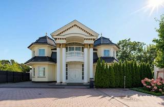 Villa kaufen in 14476 Groß Glienicke, Deine Bühne für ein Leben in Luxus: Statement-Villa in Groß Glienicke
